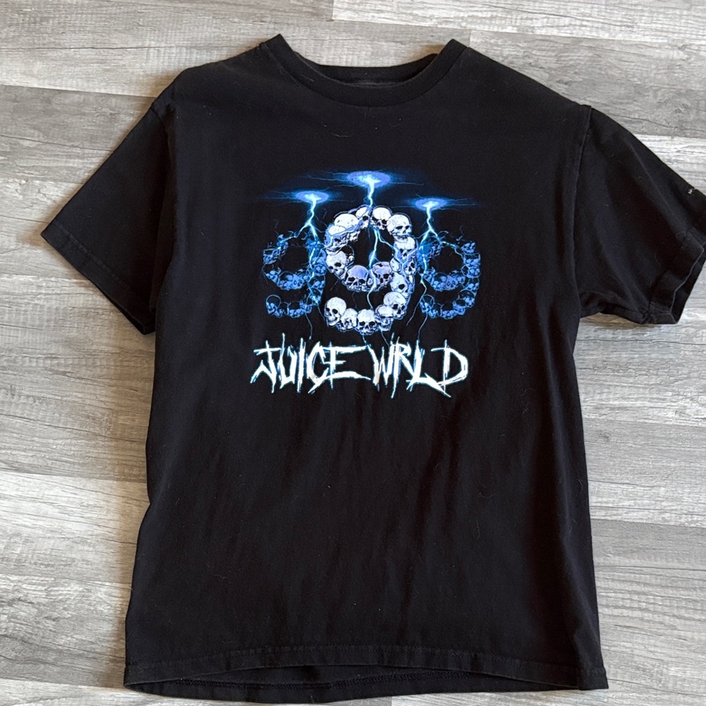 Black Graphic T-Shirt - Skull Logo